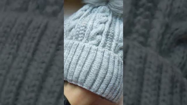 Теплая зимняя шапка для девушек смотреть онлайн
