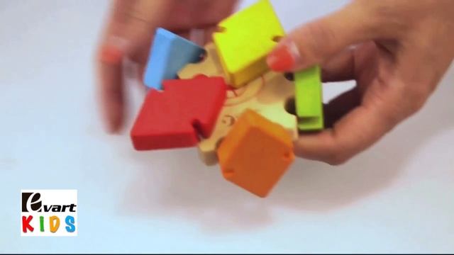Развивающая деревянная игрушка цветок с зеркальцем • игрушки для малышей от 6 месяцев