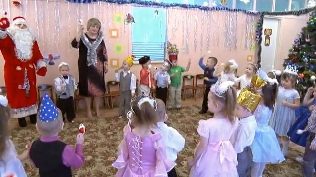 новогодний утренник смотреть онлайн