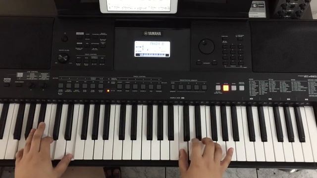 Lambada - On Yamaha PSR E463 Keyboard смотреть онлайн