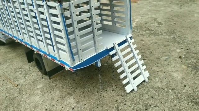 REPLICA A ESCALA DE CAMION CHEVROLET C70 HECHO A MANO смотреть онлайн