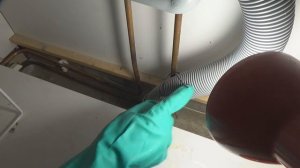 Не уходит вода в раковине, поиск засора (подробно) и его устранение.