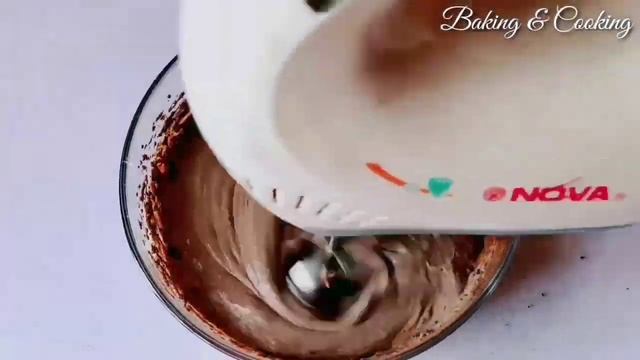 Chocolate Whipped Cream Frosting | How To Make Whipped Cream Icing | How To Make Chocolate Frosting смотреть онлайн