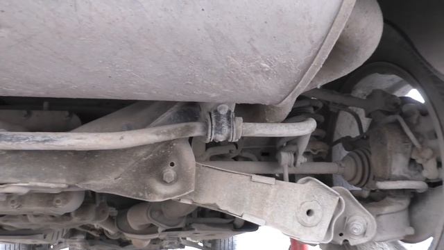 HAVAL F7, пробег 11 тыс, отзыв владельца, ищем косяки и ржавчину, полный осмотр при смене колёc смотреть онлайн