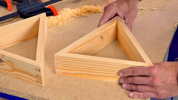 Треугольные ящики для треугольной мебели. Проще не бывает!