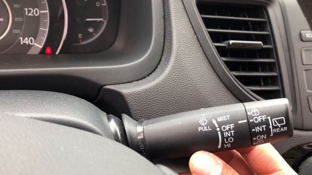 WINDSHIELD WIPERS TURN ON/OFF Honda CR-V - HOW TO смотреть онлайн