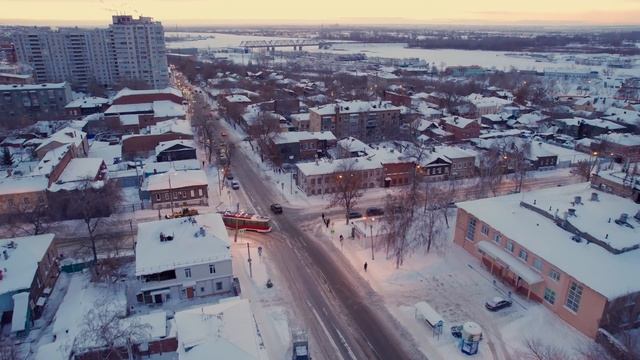 В Самаре появилась «Дорога жизни» : рабочее движение транспорта в город по Фрунзенскому мосту утром смотреть онлайн