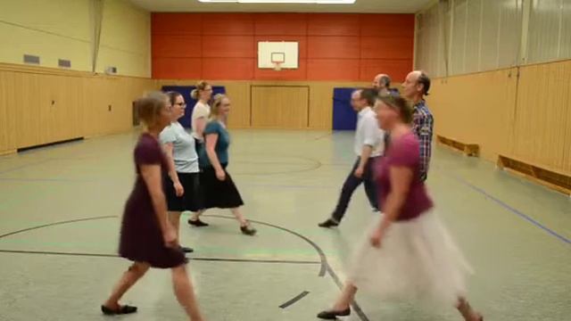 Flora´s Cross смотреть онлайн