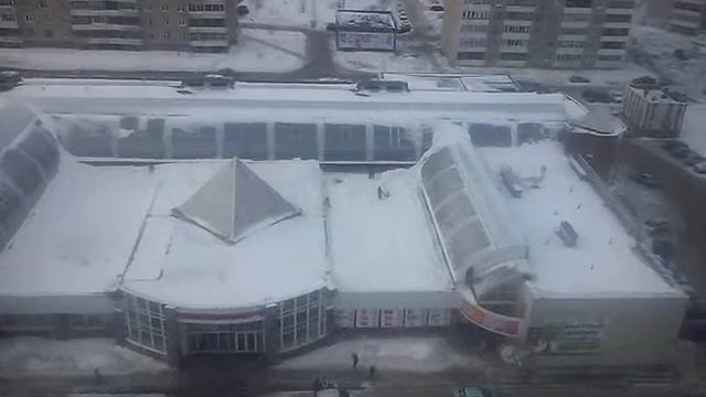 Из пустого в порожнее смотреть онлайн