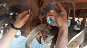 Замена ножей на почвофрезе