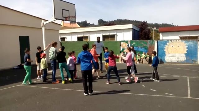 Baloncesto no Jorge Juan de Perlio смотреть онлайн