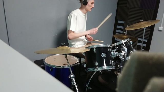 Учусь Играть на Барабанах 4 смотреть онлайн