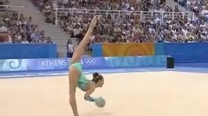 Алина Кабаева мяч 2004.