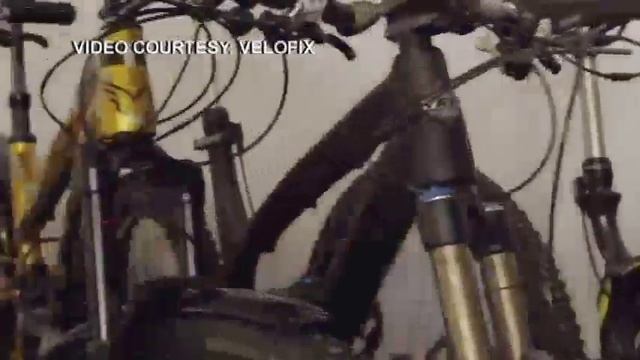 Velofix taking bike repair on the road (literally) смотреть онлайн