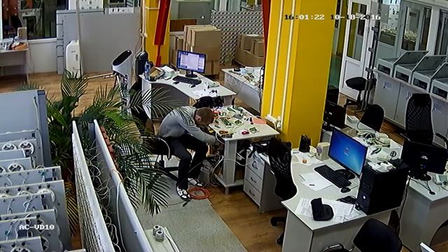 Камера OZERO AC-VD10 (3.6 мм). Помещение. День. смотреть онлайн