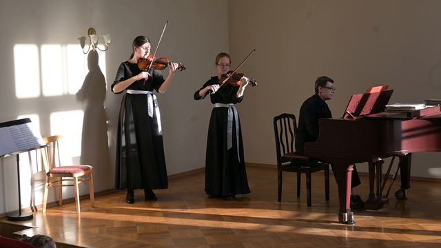 Вивальди. Концерт для 2 скрипок ля минор, 1 часть. смотреть онлайн