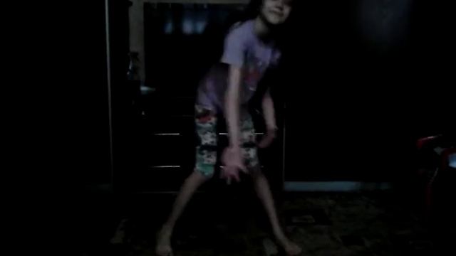 Май дик из Биг танцует маленькая девочка дома смотреть онлайн