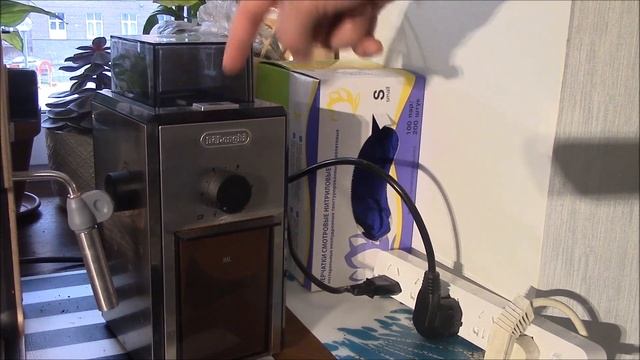 Кофемолка De'Longhi KG 89. Самая элитная кофемолка ? смотреть онлайн