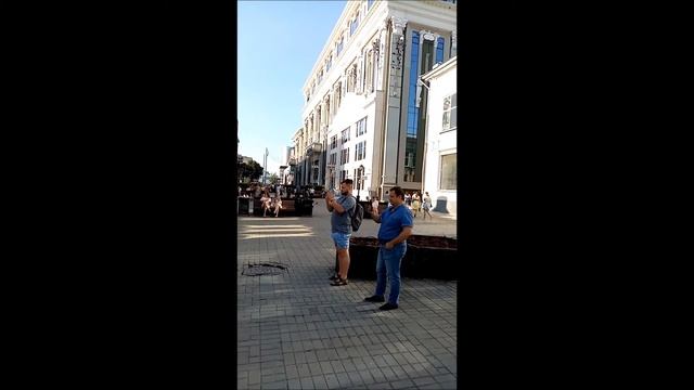 104.  Струнные Разборки не улице Вайнера.