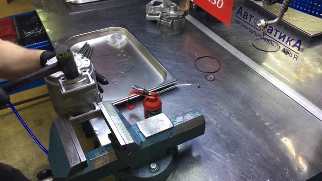 Mitsubishi L200. Pajero. Ремонт компрессора кондиционера. смотреть онлайн