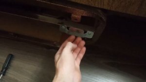 Как избавиться от скрипа в диване. Причина скрипа дивана.