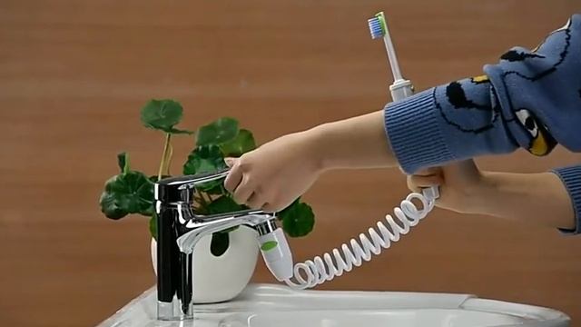 2 In 1 Portable Faucet Oral Irrigator Toothbrush New Water Flosser Household Dental Water Pick Jet смотреть онлайн
