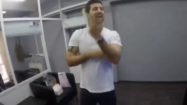 Русский офицер танцует смотреть онлайн