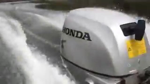 Honda bf20 on a Whaly 370 28mph!