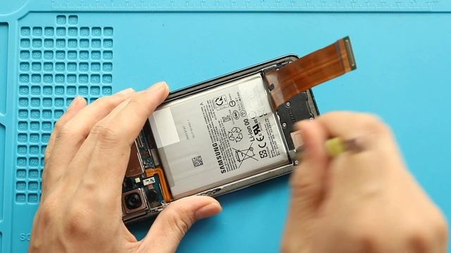 Samsung Galaxy A53 5G Battery Replacement смотреть онлайн