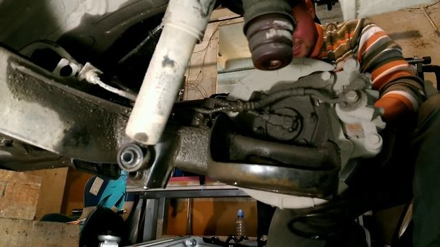 Kia Cerato Замена задних пружин смотреть онлайн