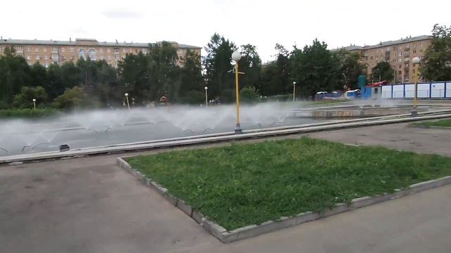 Лиор верхом на пони смотреть онлайн