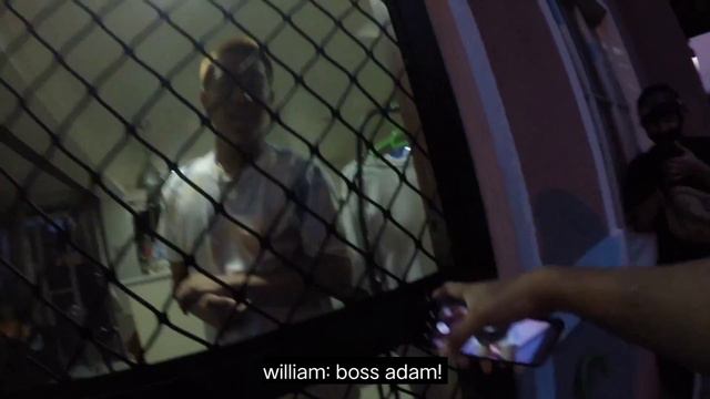Sneaking Into Spart & Adam House ( EXTREME ) смотреть онлайн