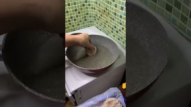 Frozen cutlets / Замороженные котлеты смотреть онлайн