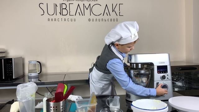 Дети и Kenwood Cooking Chef. Как приготовить крем-чиз)) смотреть онлайн