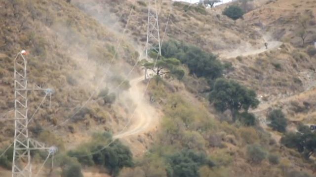 Dust Devils Adventure Tours смотреть онлайн