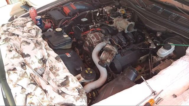 Changing Spark Plugs On 2005 Crown Victoria (Police) 1998-2011 смотреть онлайн