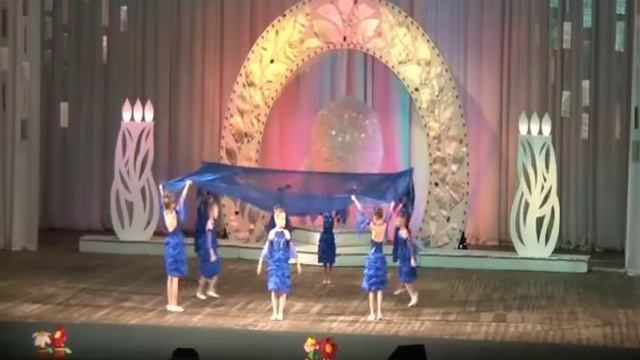Мой вариант танца с тканью на городском фестивале смотреть онлайн