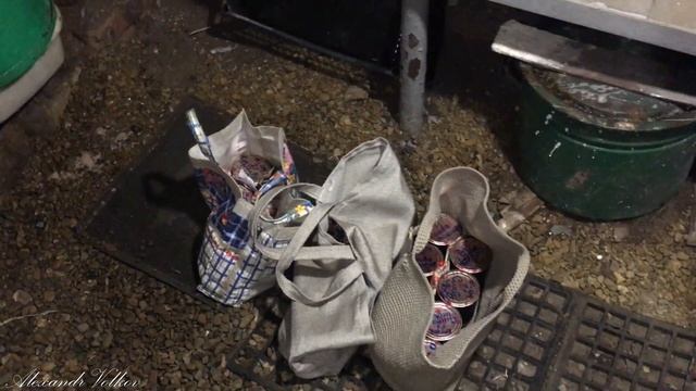 Заготовка на зиму, банка варенье из сливы в подвале. Deaf смотреть онлайн