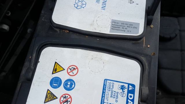 Mercedes W 203 Battery Replacement - C200 kompressor ,C 180 , C230 K , C300 смотреть онлайн