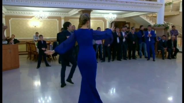 Шикарные ЧЕЧЕНСКИЕ СВАДЬБЫ 2023 Ловзар Танцы Лезгинка смотреть онлайн