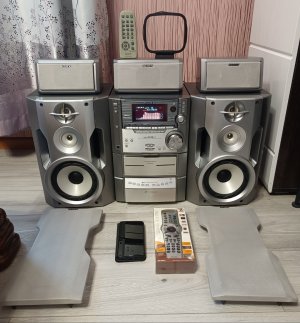 Музыкальный центр Sony MHC-ZX30AV