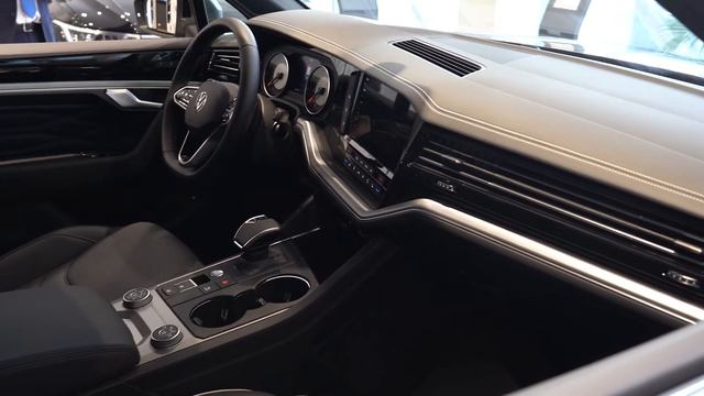 Volkswagen Touareg смотреть онлайн