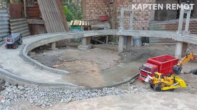 Rc excavator bulldozer truk molen truk merci kerja pembangunan jalan layang miniatur kapten смотреть онлайн
