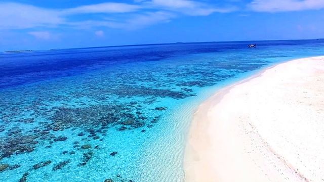 Жизнь, как в танце бесконечном (ремастер)..mp4 смотреть онлайн