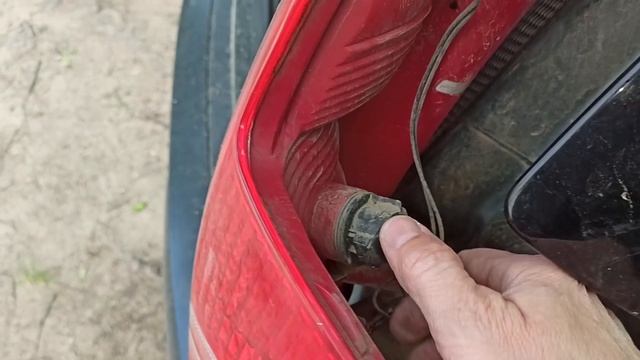 Замена ламп в задних фонарях Ситроен С4 смотреть онлайн