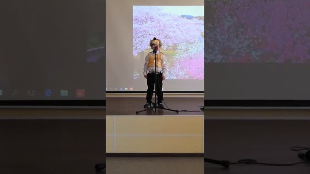 песня,про бабушку,, Лучше друга не найти,, исп. Кульша Демьян-5лет.