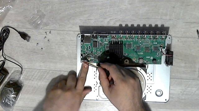 HiWatch DS-H216QA(B) Обзор видео регистратора смотреть онлайн