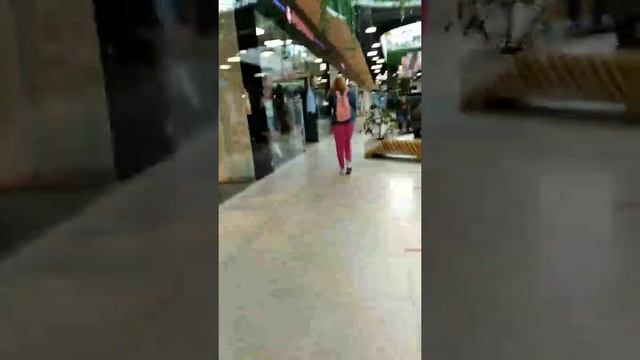 Шопинг в ТЦ ? смотреть онлайн