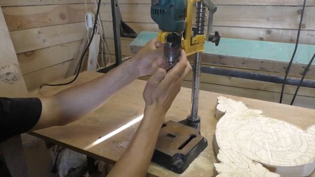 Резьба дерево. Царские врата ч1. Wood carving. Royal gates part 1. смотреть онлайн