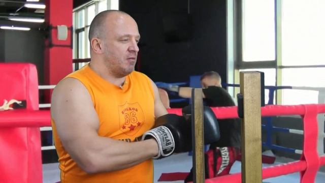 Макивара в боксёрской подготовке смотреть онлайн